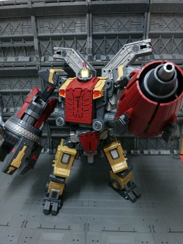 Planet X PX 01 Genesis WFC Omega Supreme Action Figure Image  (10 of 50)